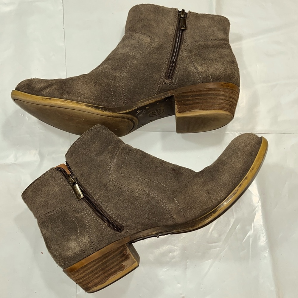 Lucky Brand BROLLEY BROWN Suede Ankle Boots 9.5 Booties side zipper cowboy boho